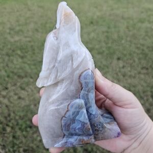 amethyst lace wolf 5.8 in